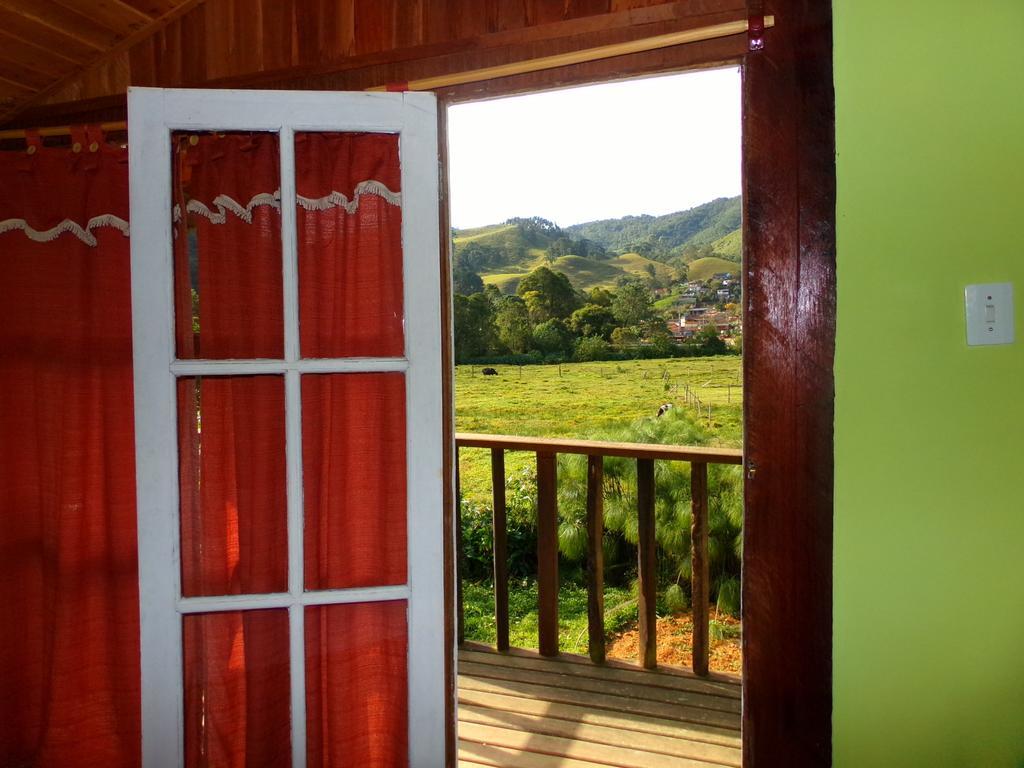 Pousada Chales Vista Da Serra Visconde De Maua Rum bild